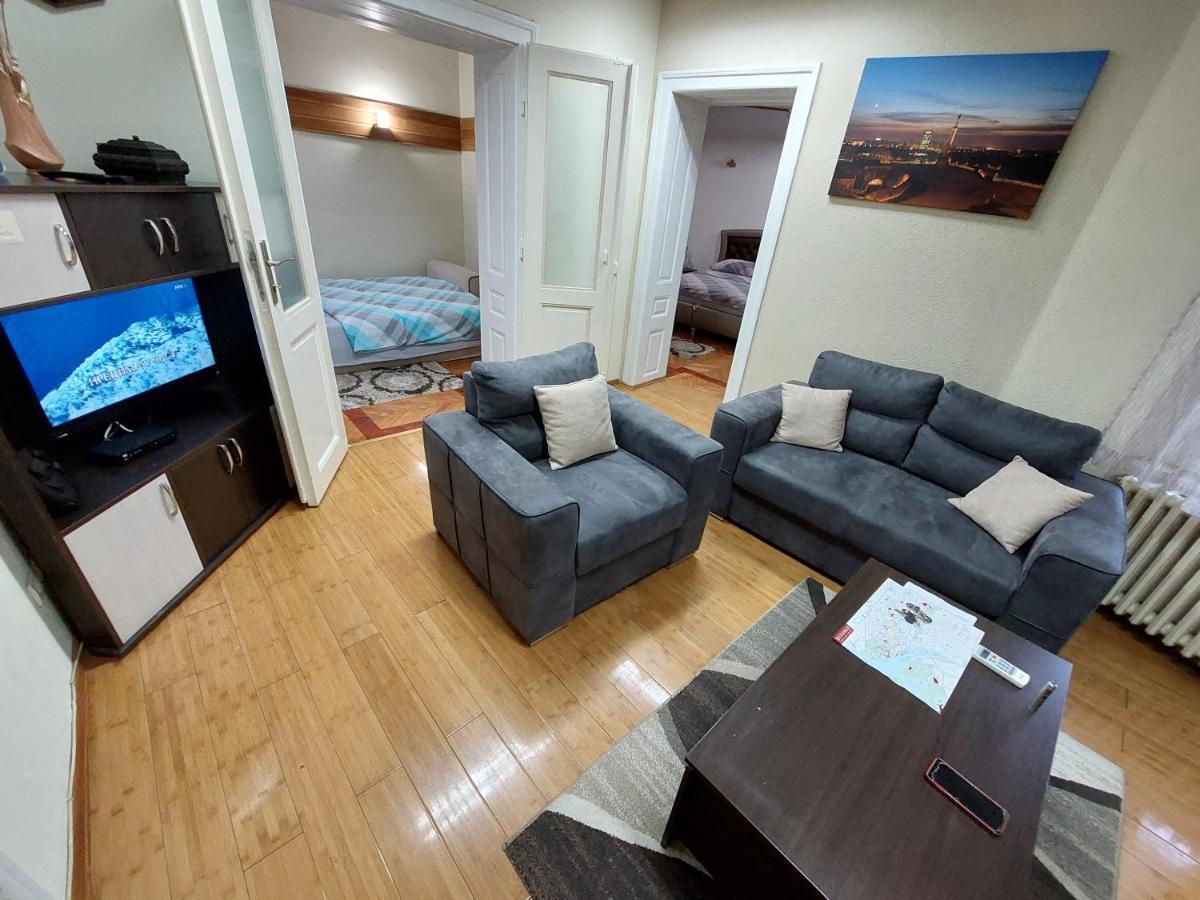 Bukoleon Apartment เบลเกรด ภายนอก รูปภาพ